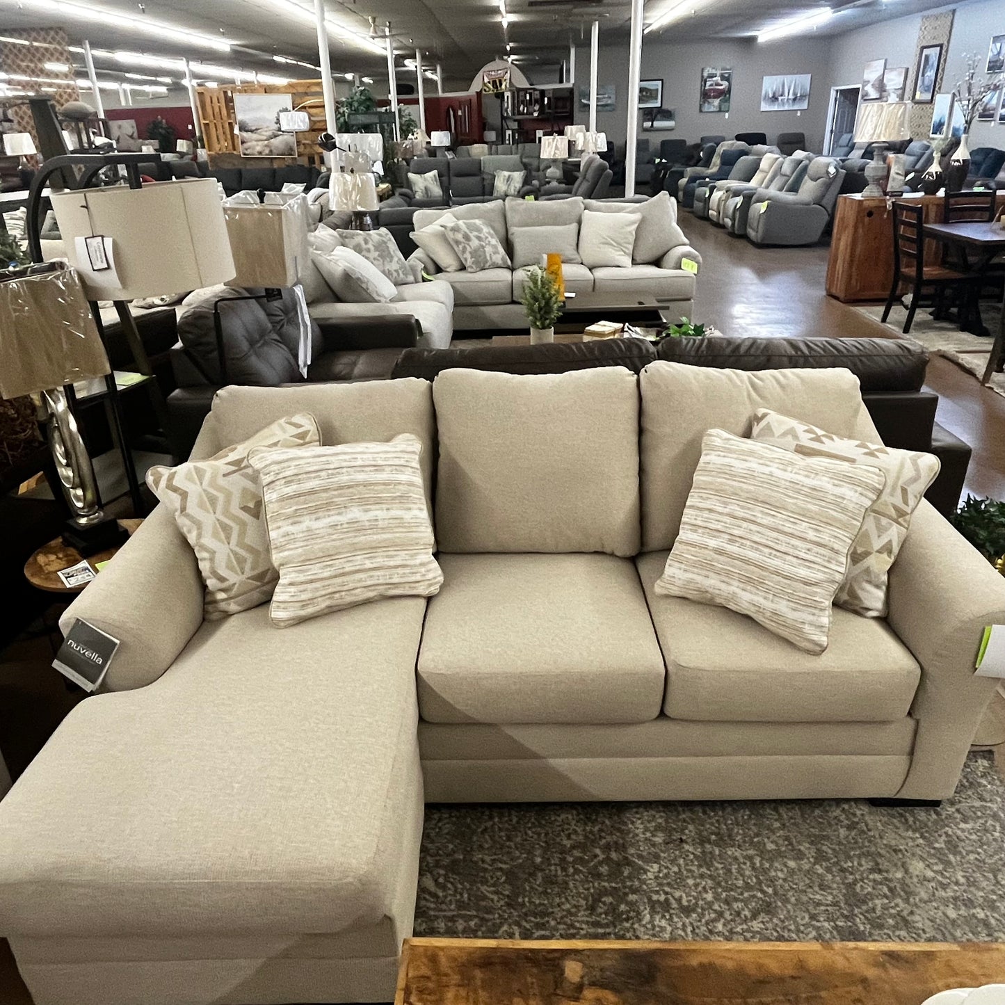 Lango Sofa Chaise