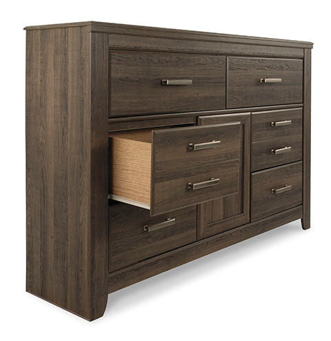 Juararo Six Drawer Dresser
