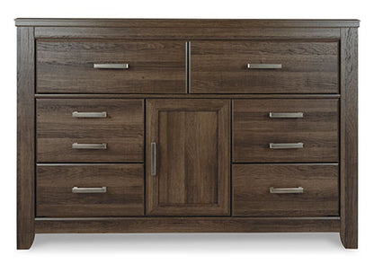 Juararo Six Drawer Dresser