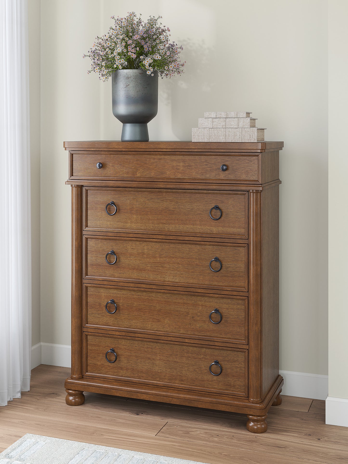 Rowlenstown Chest of Drawers