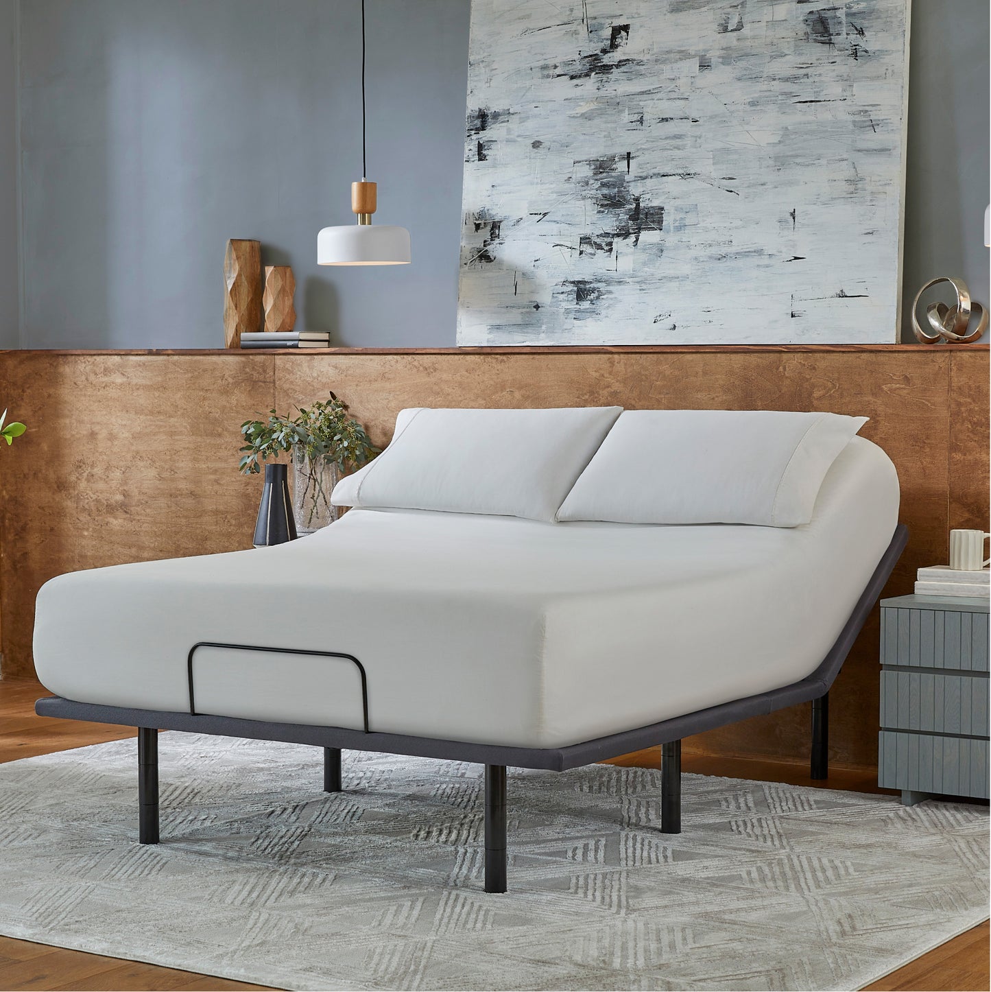 baselogic™ Silver Adjustable Base - Queen