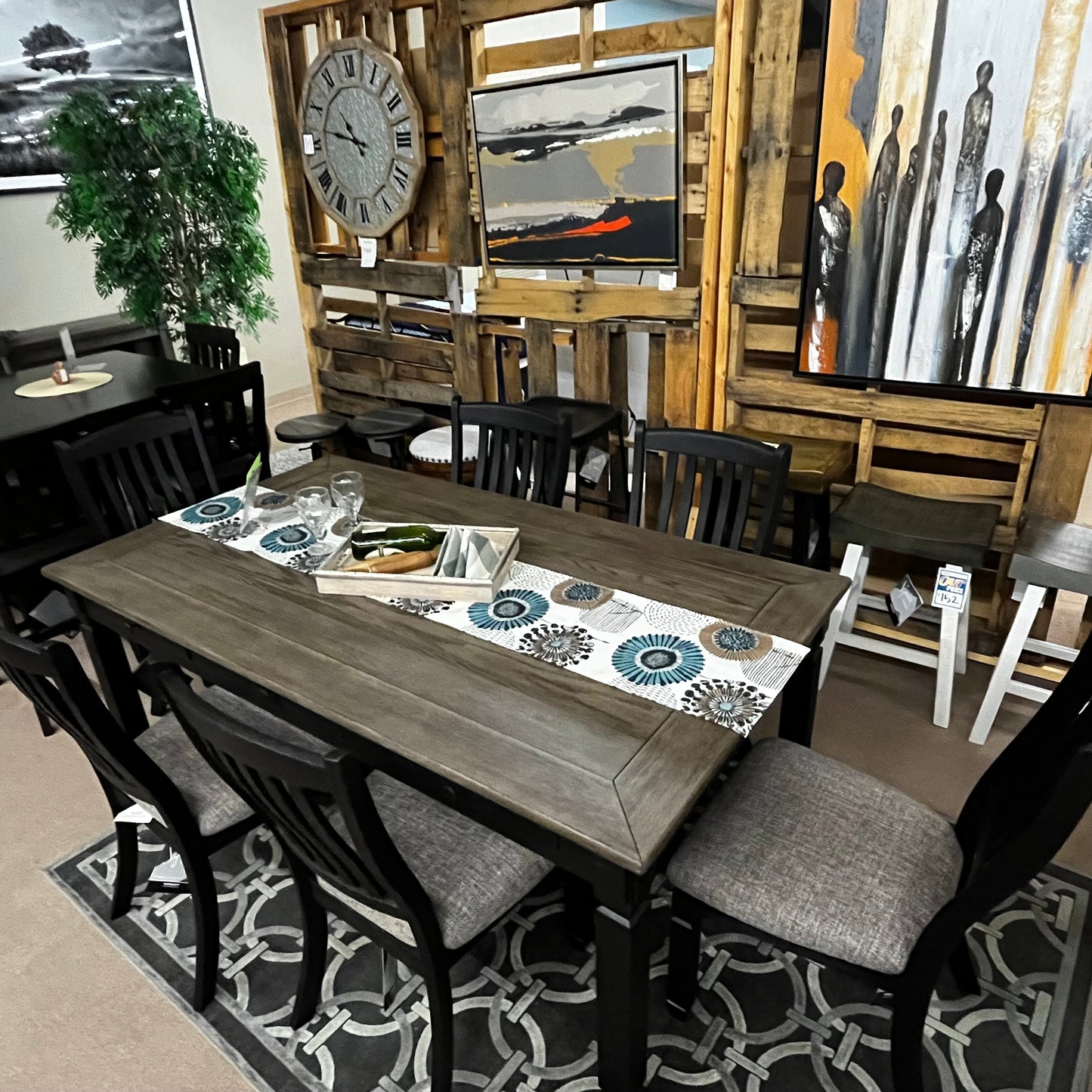 Tyler Creek Dining